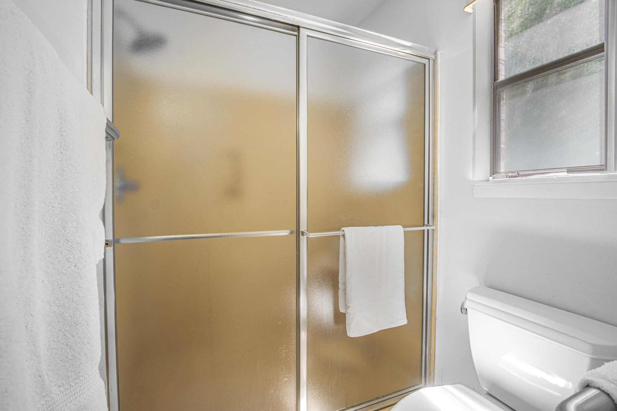 567 Pitts Bayshore Drive