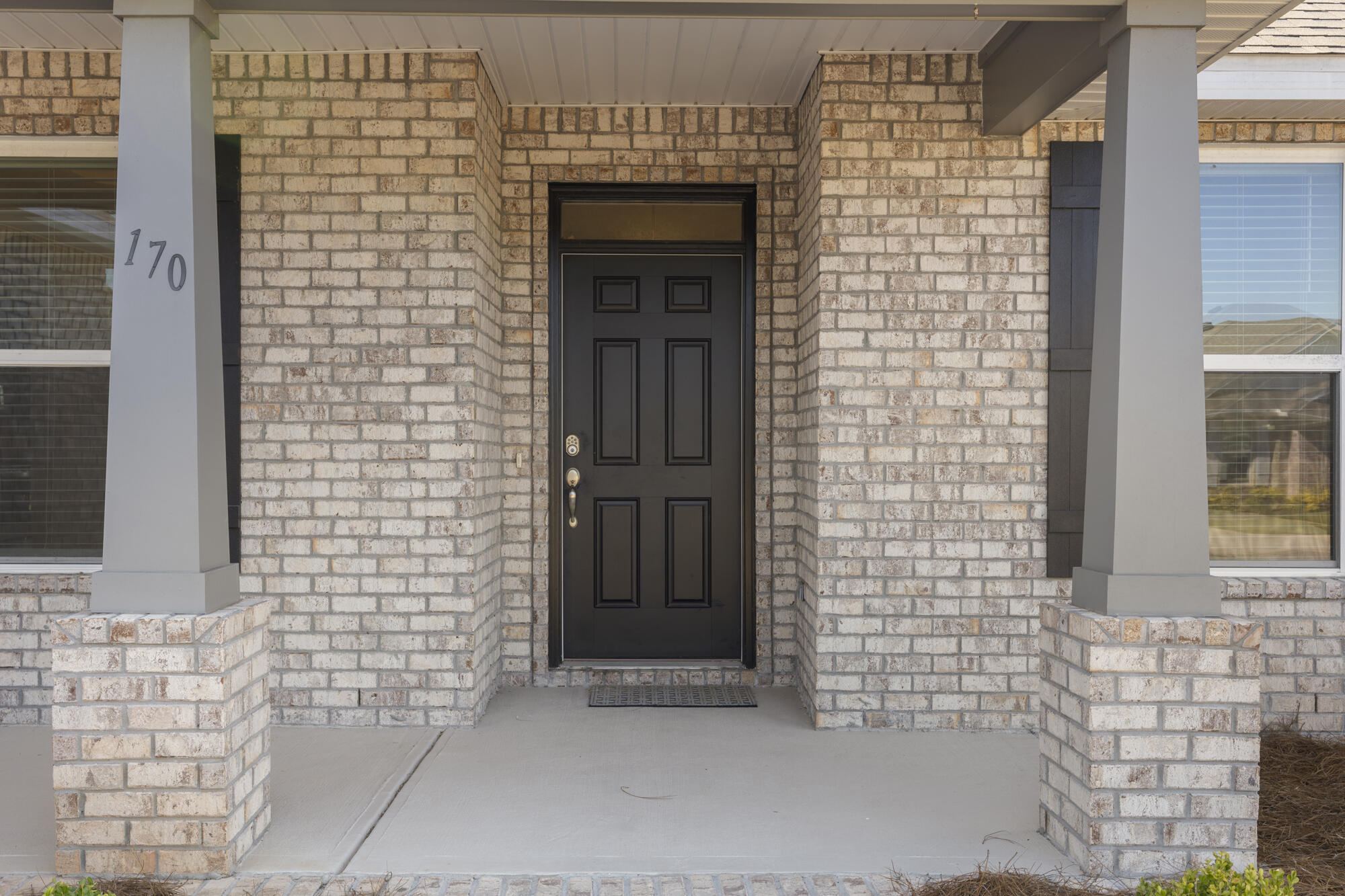 170 Double Eagle Court