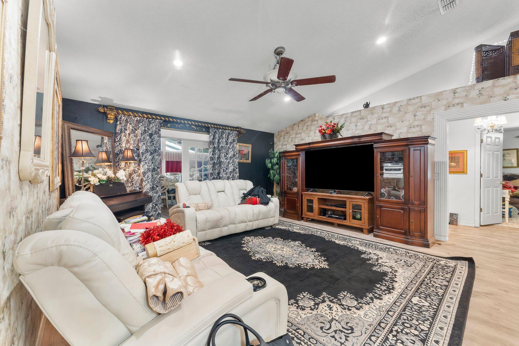 625 Waterview Cove Drive