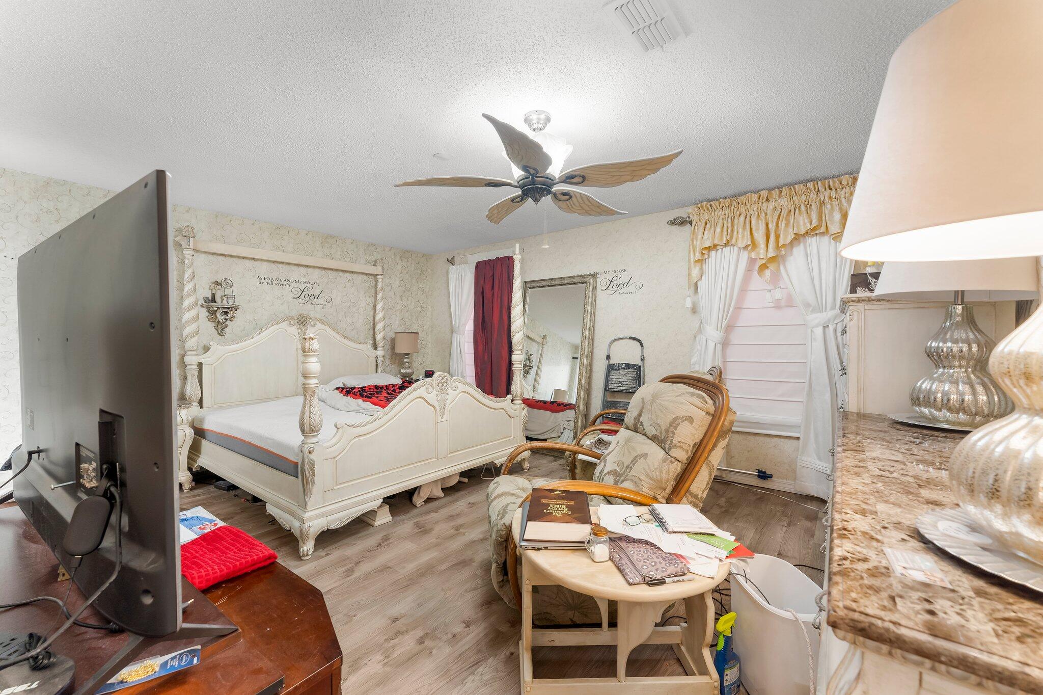 625 Waterview Cove Drive