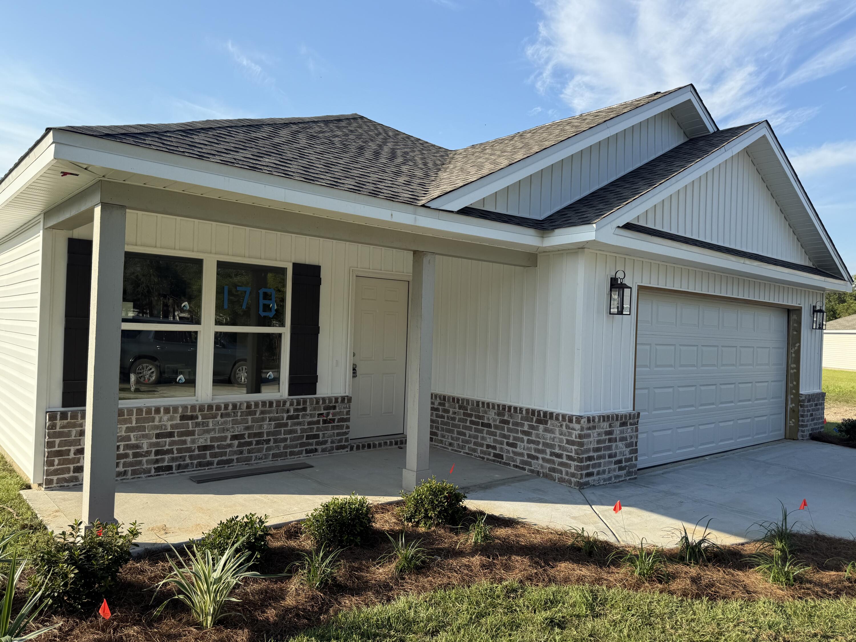178 Pfitzer Court, DeFuniak Springs