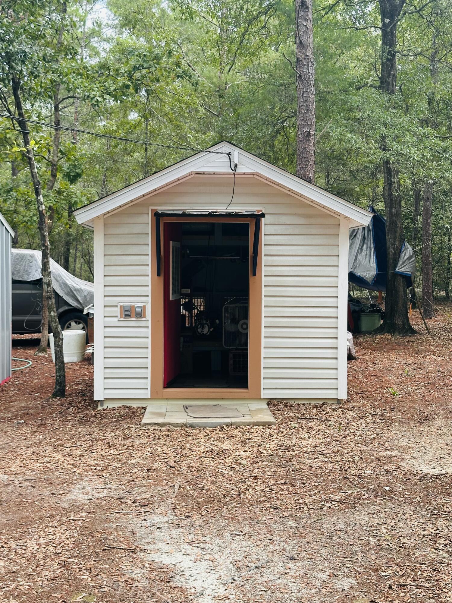 LOTS 23-25 E DOGWOOD Avenue, DeFuniak Springs