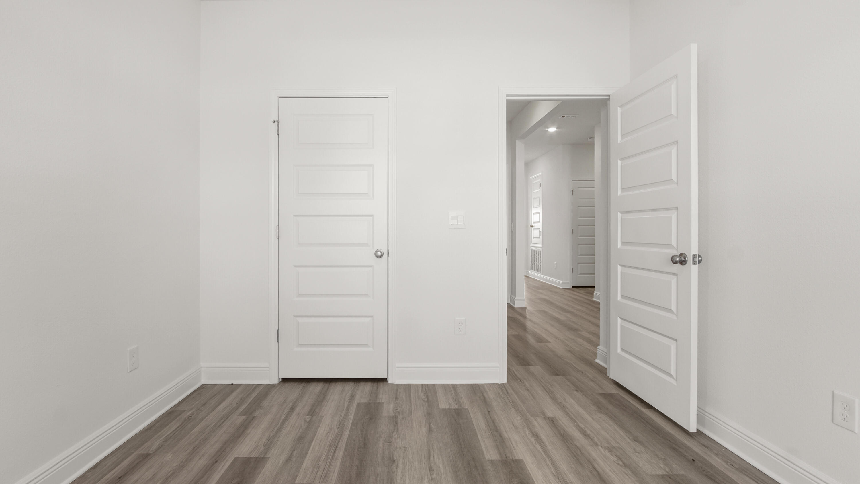 82 W Farm Owl Drive