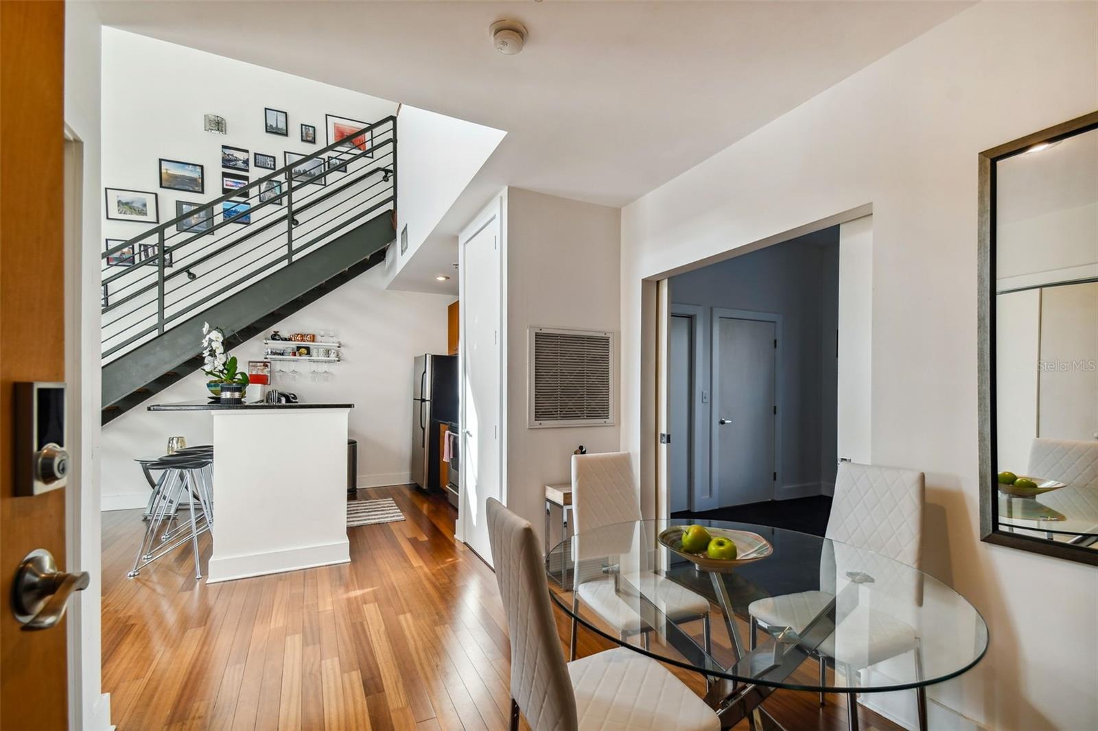 1501 DOYLE CARLTON DR #301