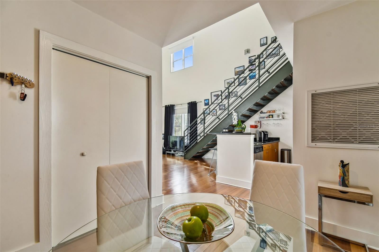 1501 DOYLE CARLTON DR #301