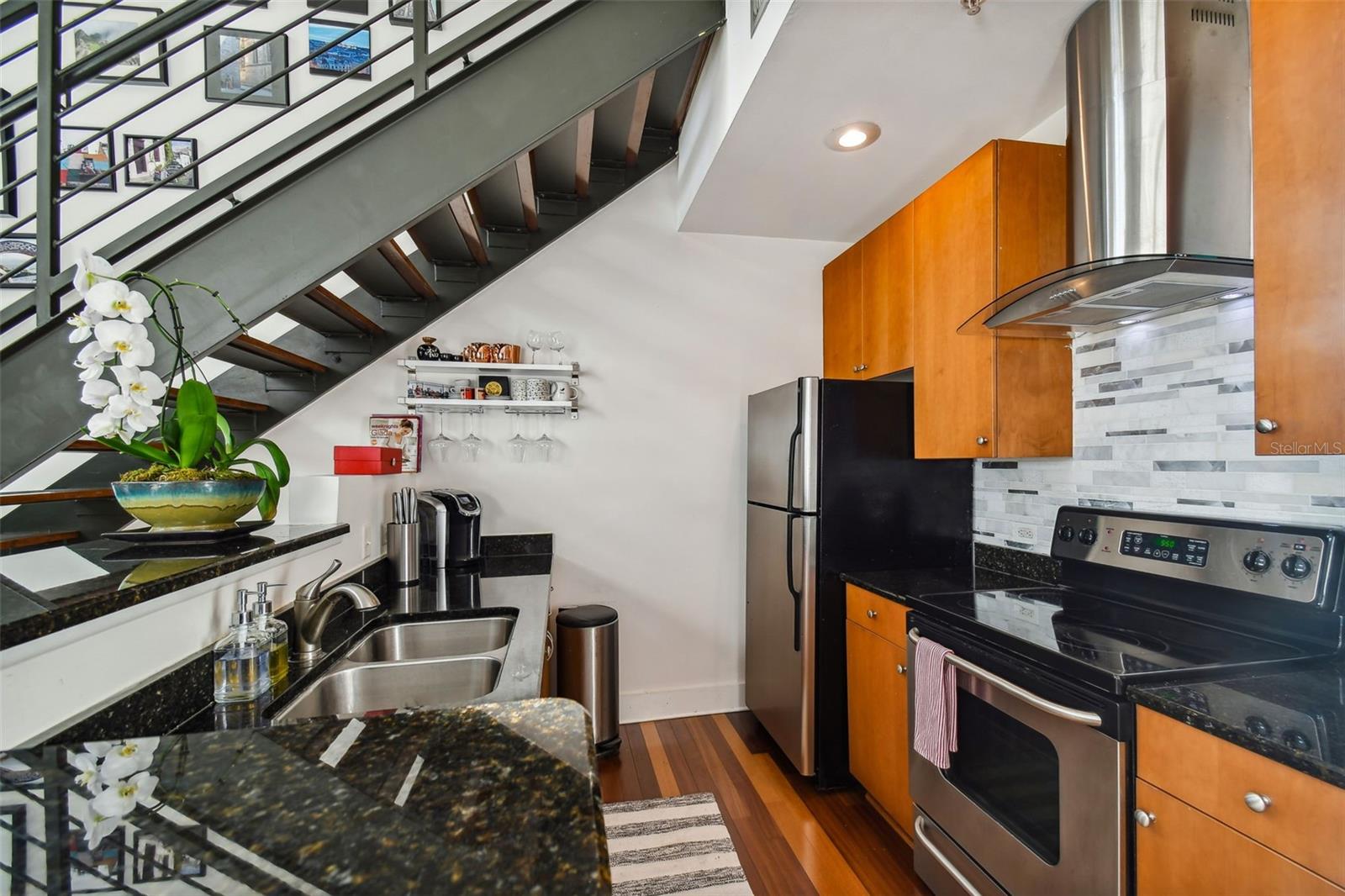 1501 DOYLE CARLTON DR #301