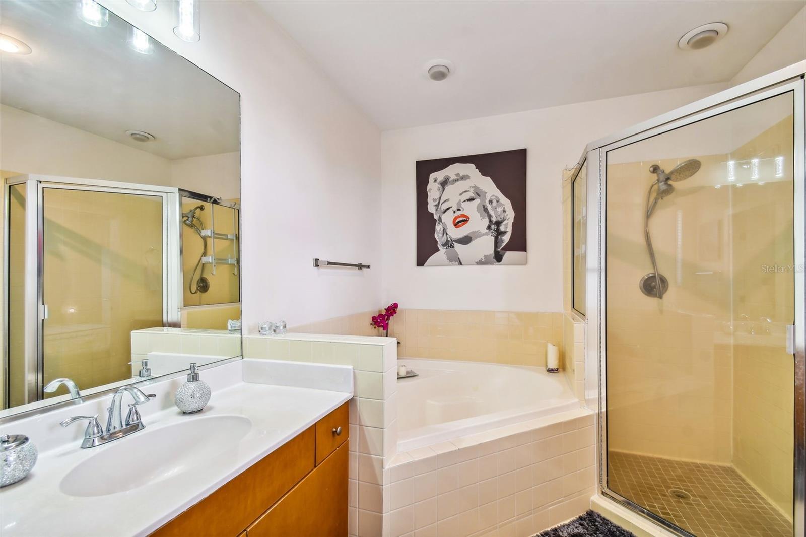 1501 DOYLE CARLTON DR #301