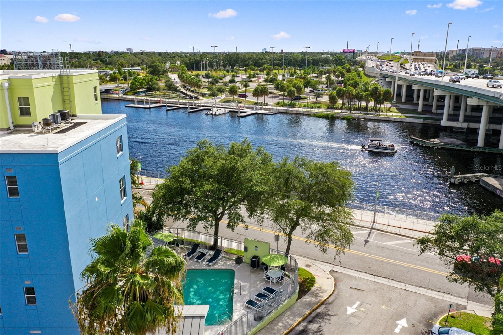 1501 DOYLE CARLTON DR #301