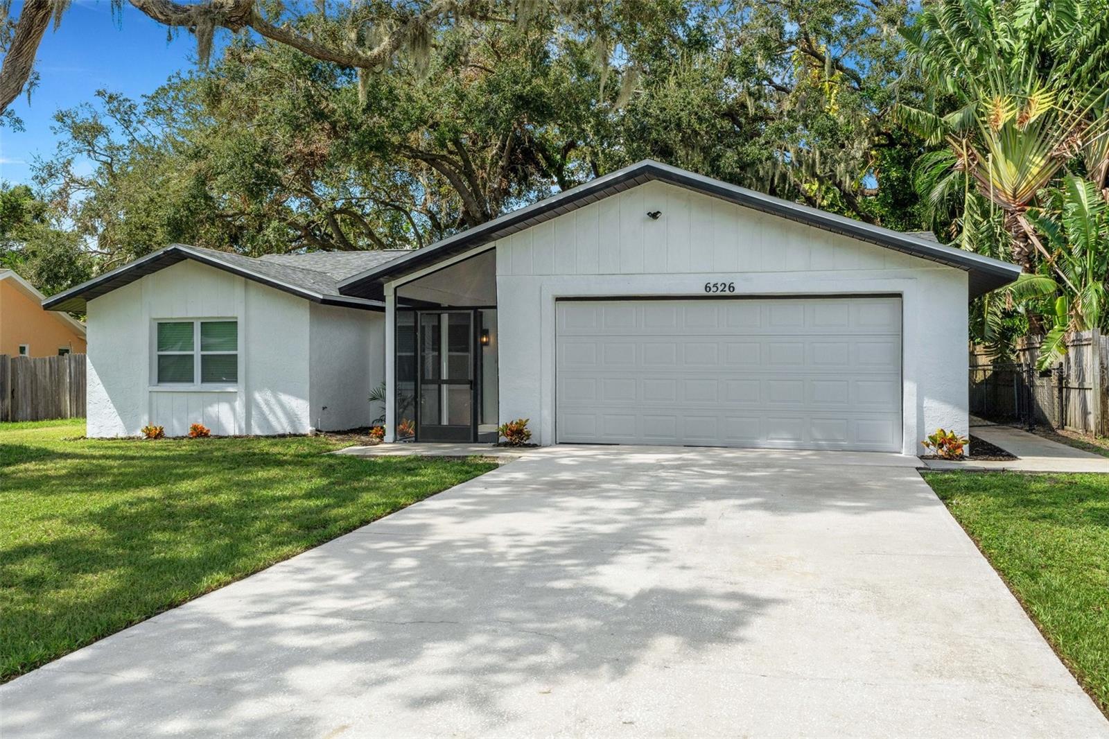 6526 CREEKVIEW TER N