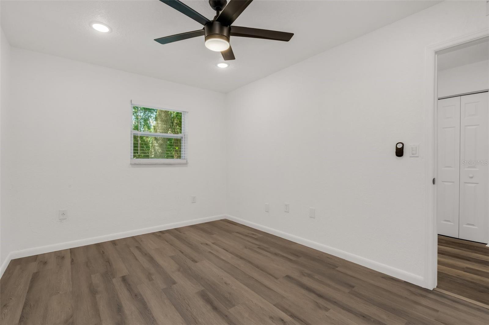 6526 CREEKVIEW TER N