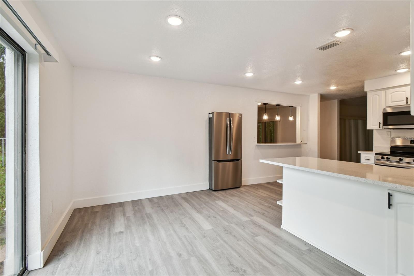 4260 SAINT LAWRENCE DR