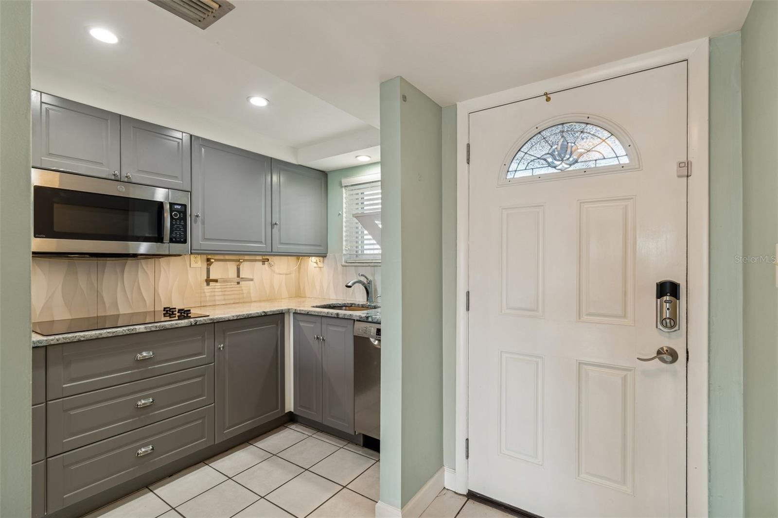 1243 S MARTIN LUTHER KING JR AVE #B501