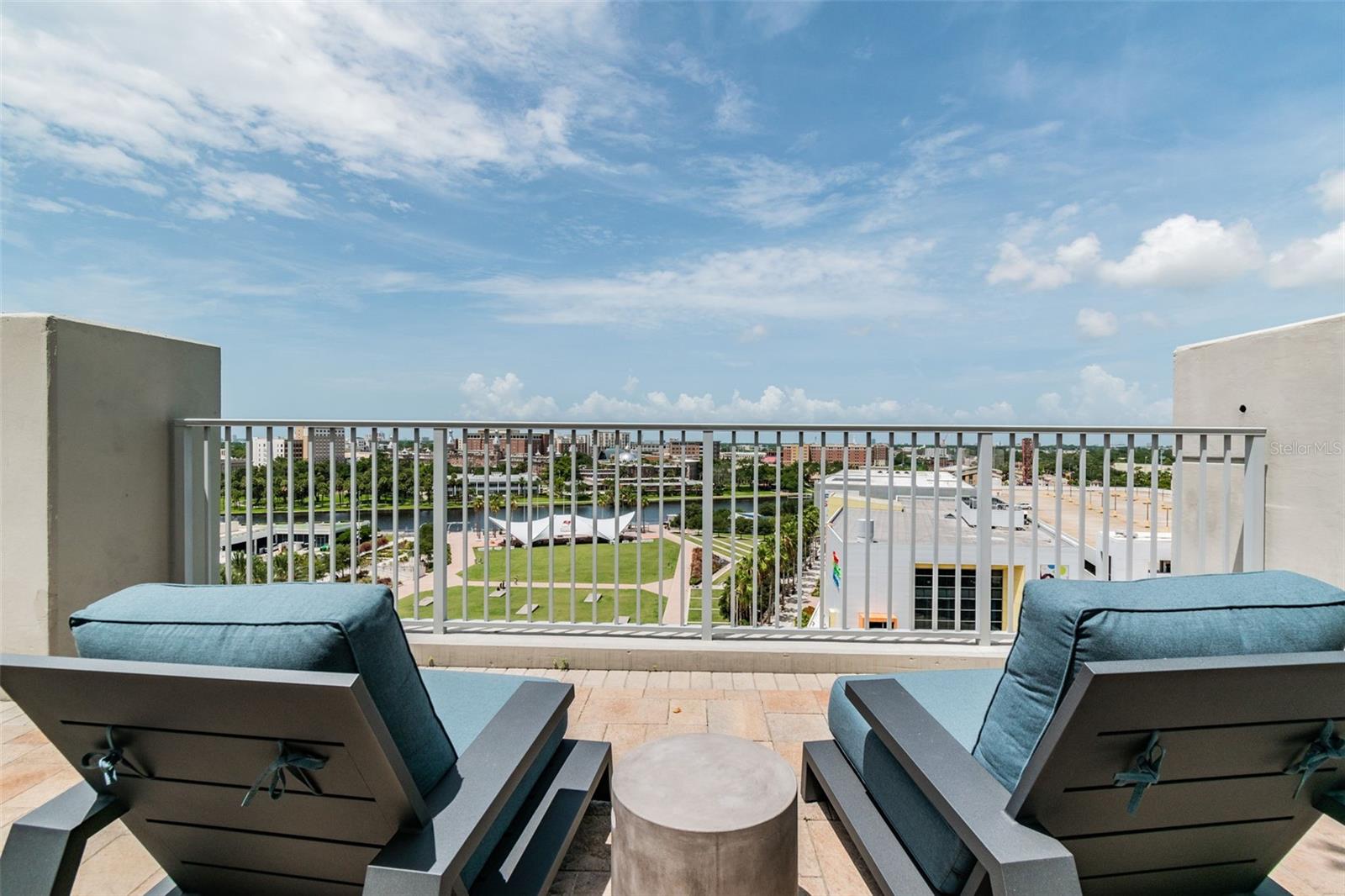 777 N ASHLEY DR #502