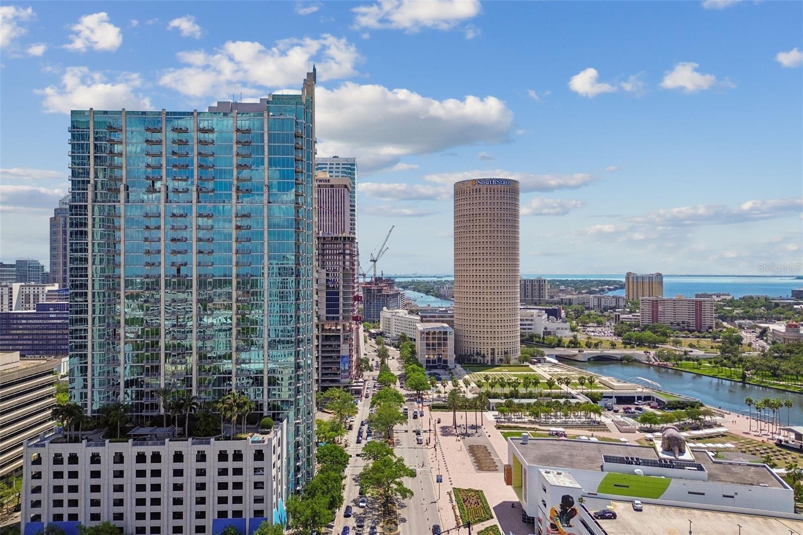 777 N ASHLEY DR #502