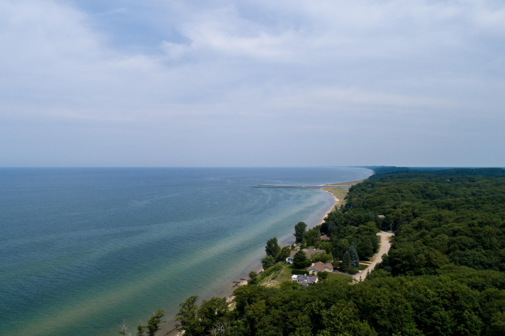 6467 Lakeshore Drive