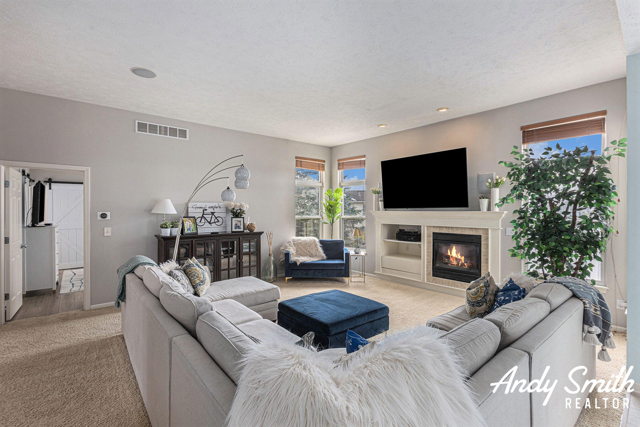 11061 Waterway Drive