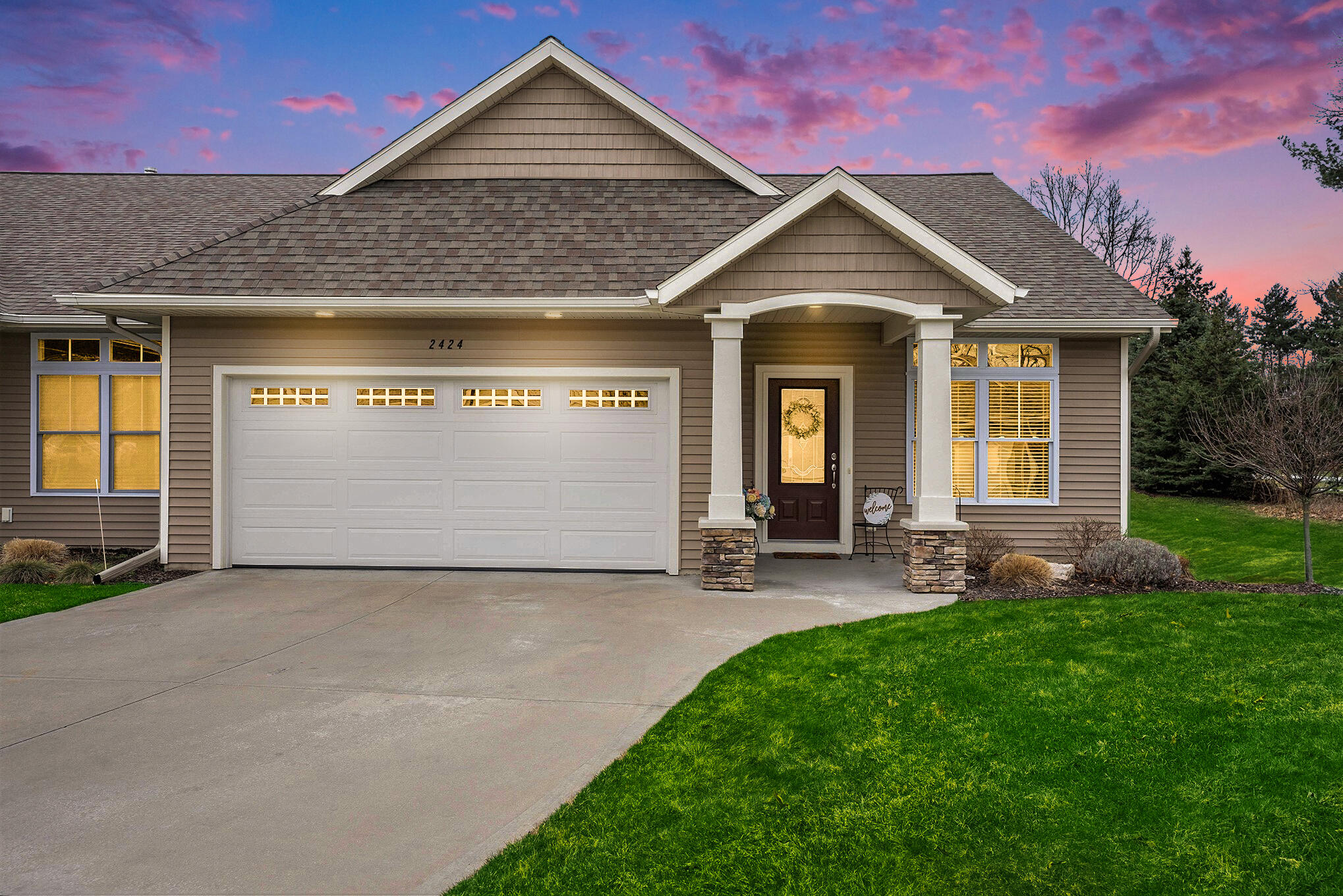 2424 Sawtooth Court, 77