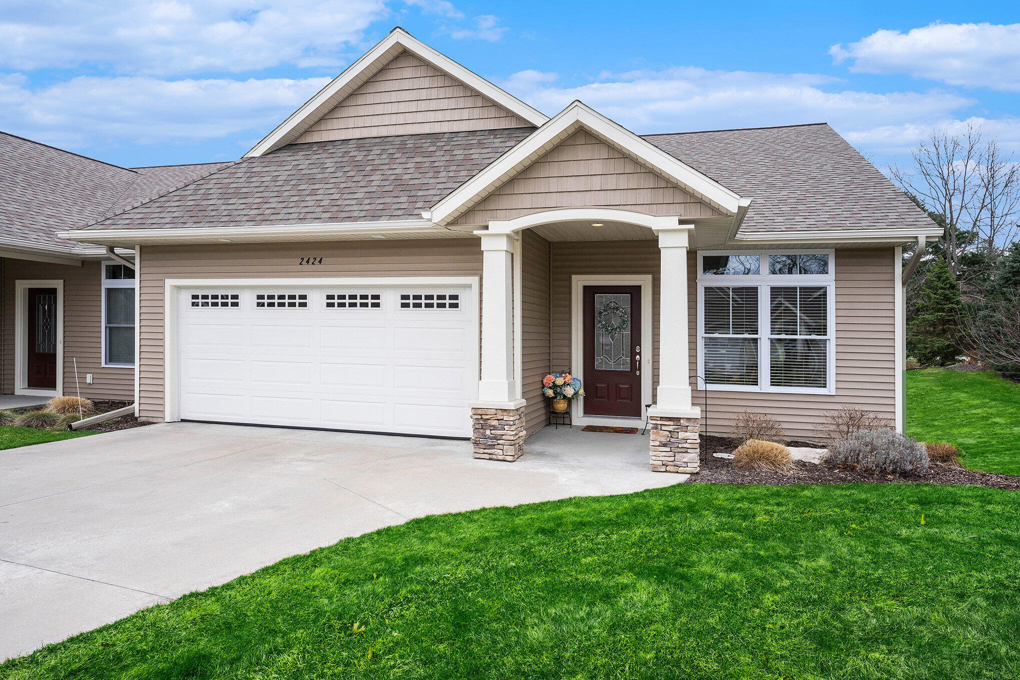 2424 Sawtooth Court, 77