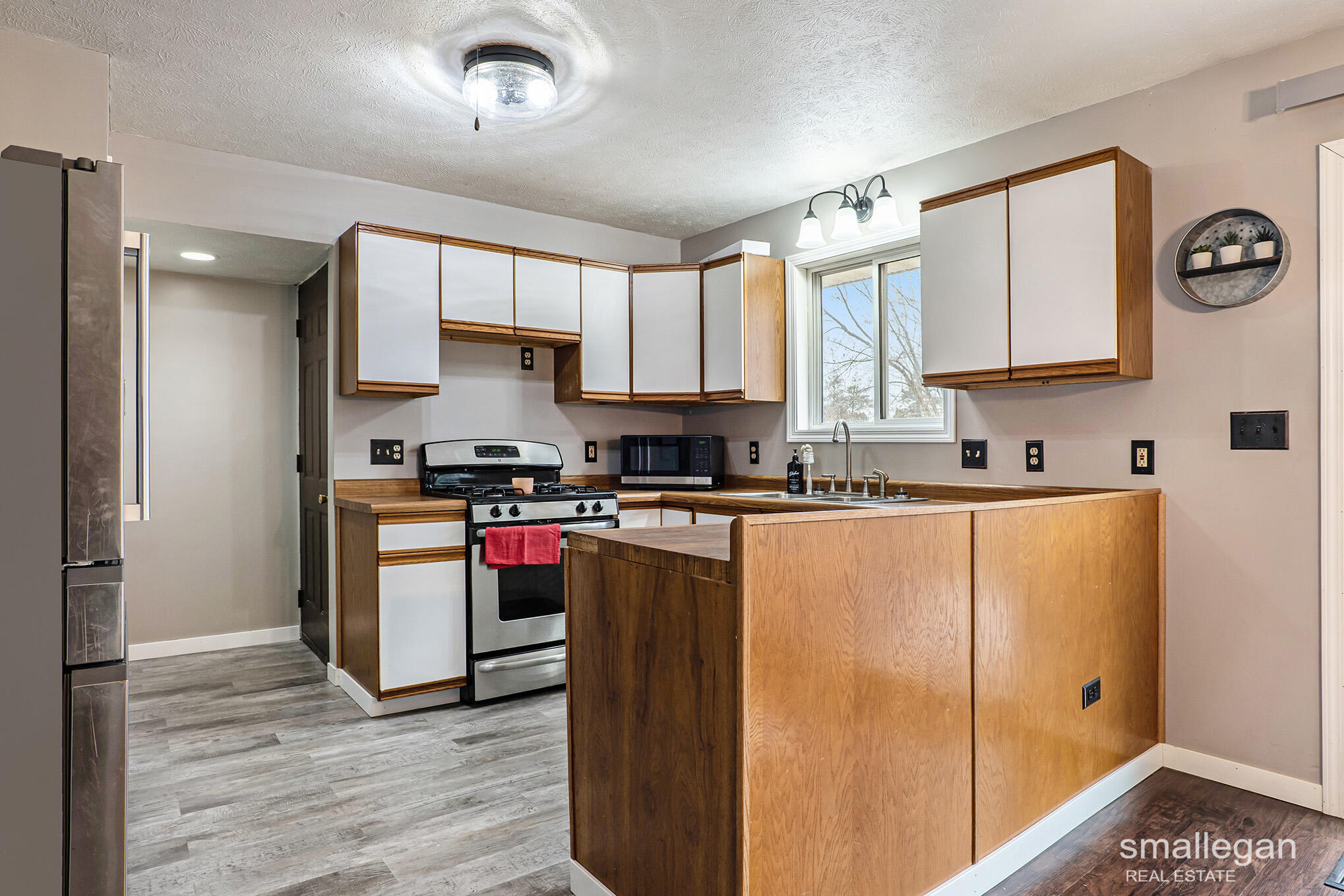 775 Schultz Street NW