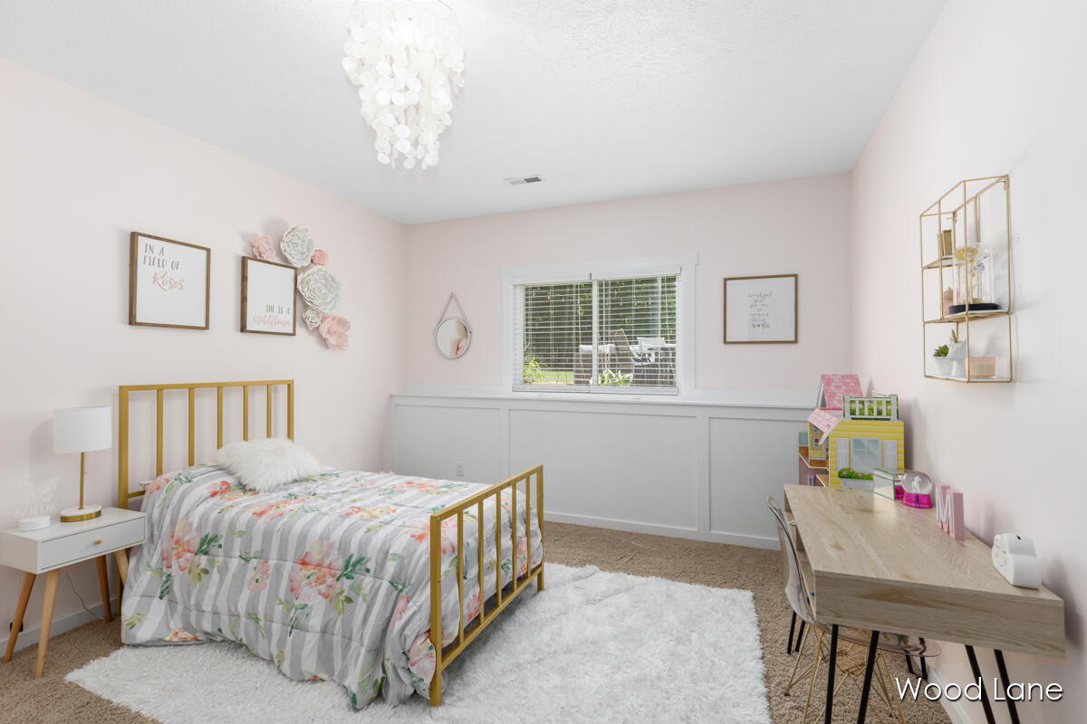 6639 Wood Lane
