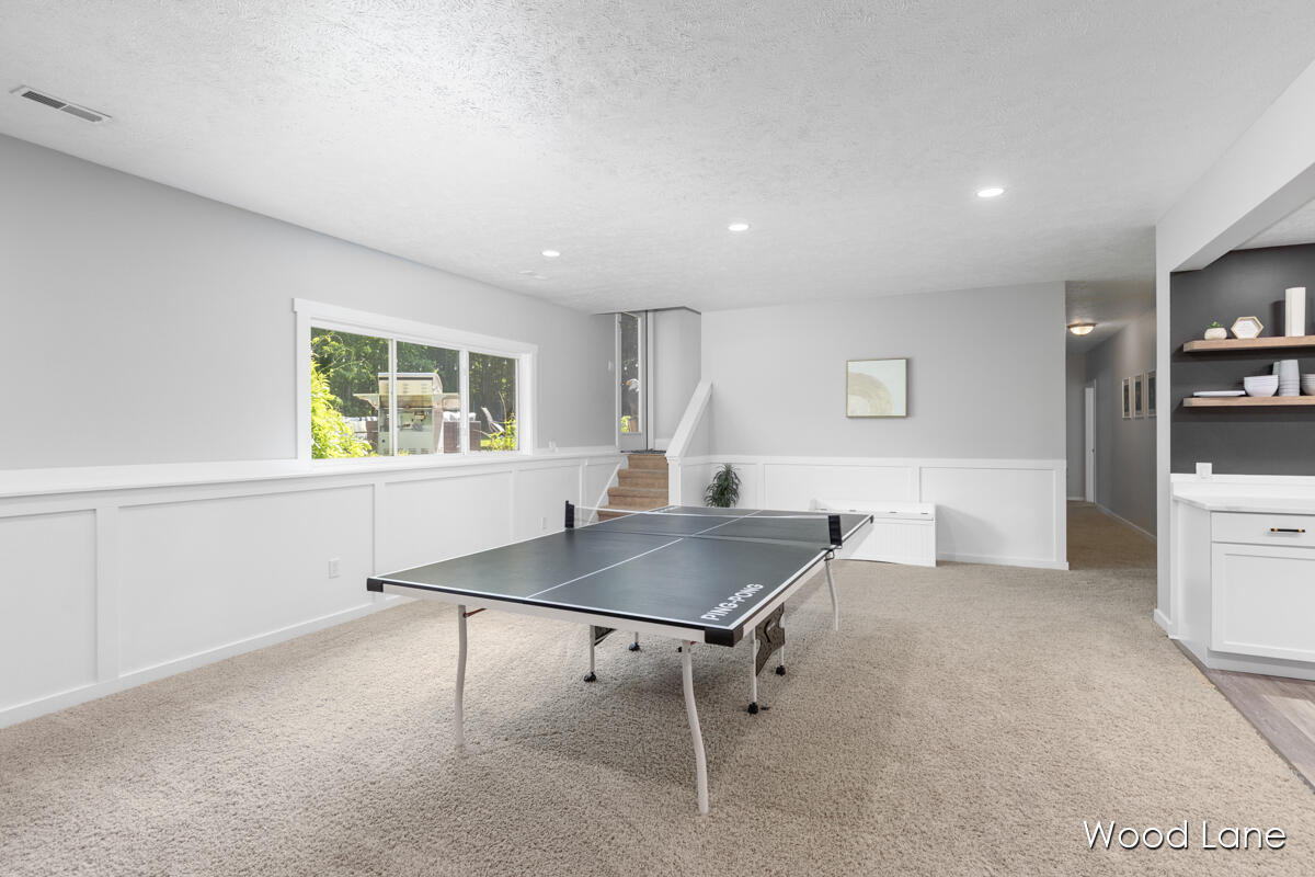 6639 Wood Lane