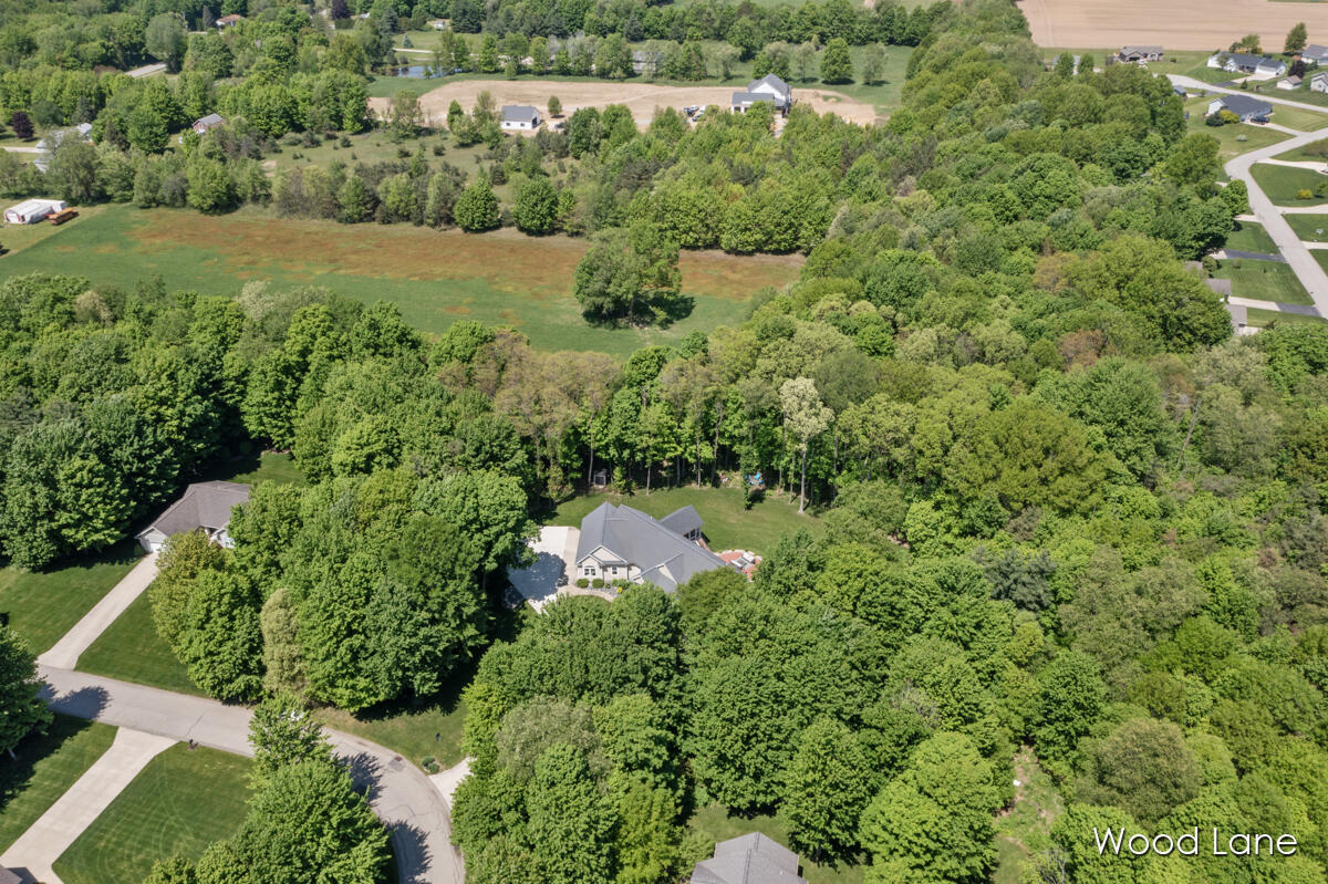 6639 Wood Lane