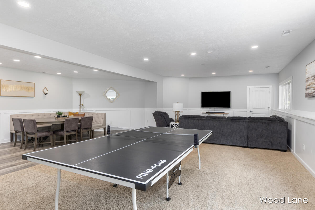 6639 Wood Lane