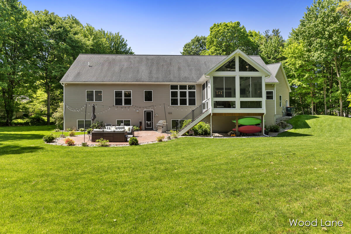 6639 Wood Lane