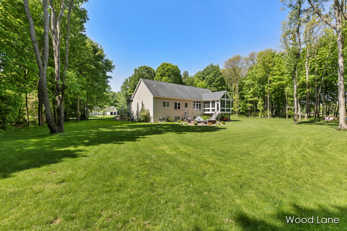 6639 Wood Lane