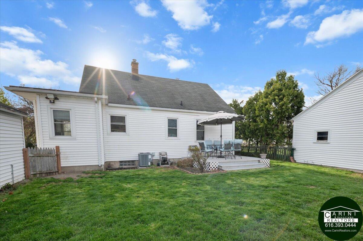 2418 Linden Avenue SE