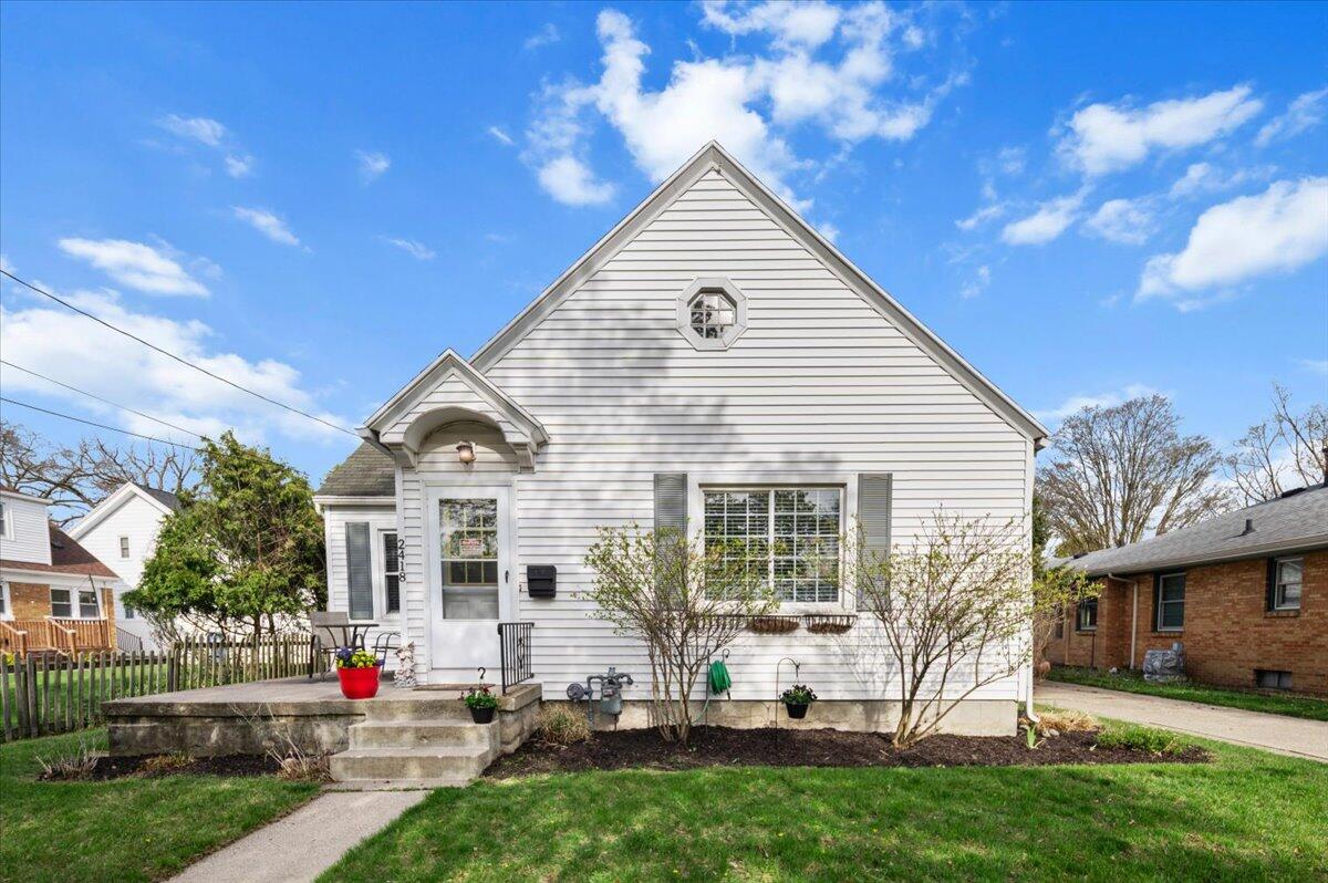 2418 Linden Avenue SE