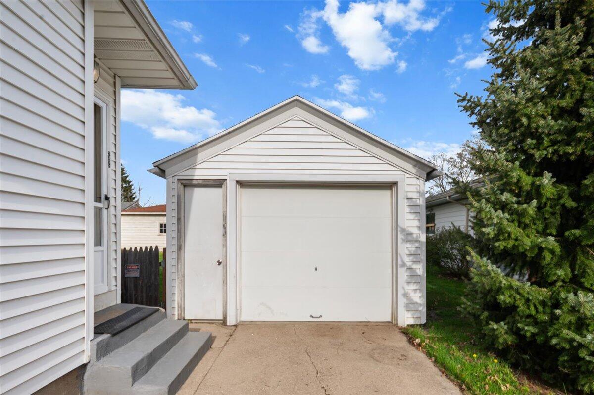 2418 Linden Avenue SE