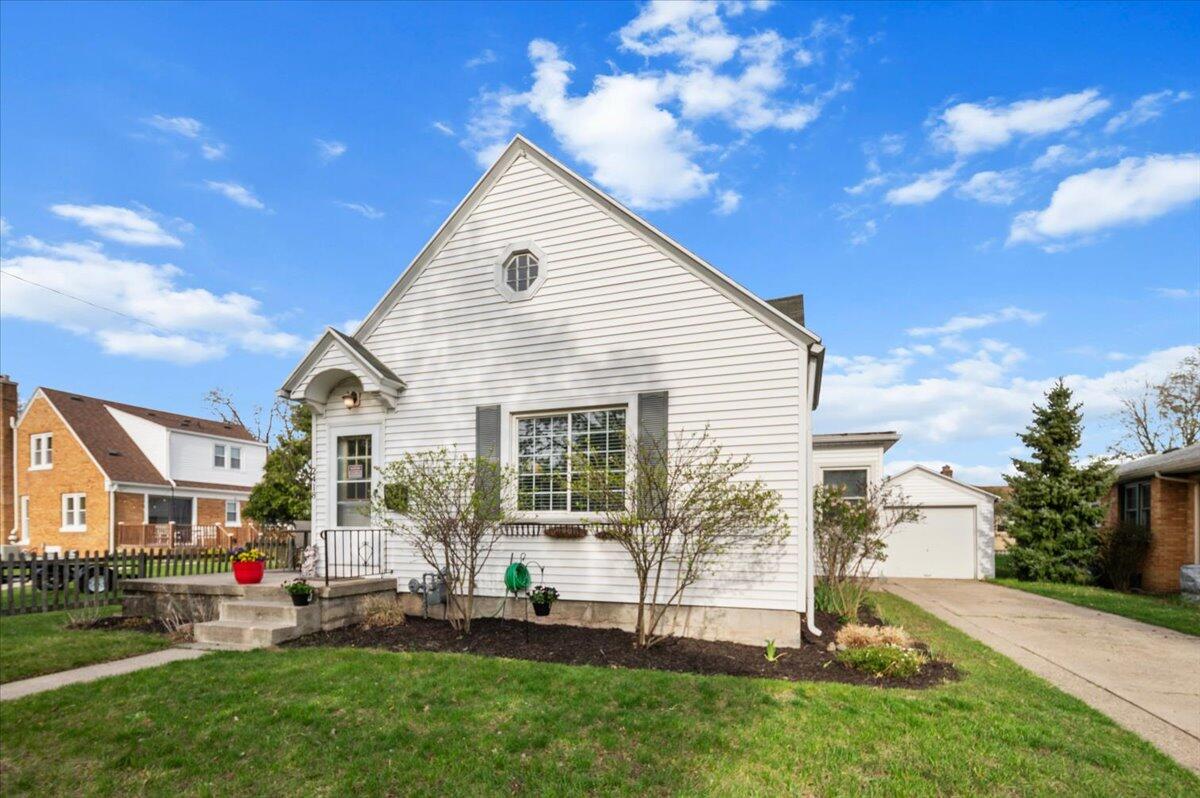 2418 Linden Avenue SE