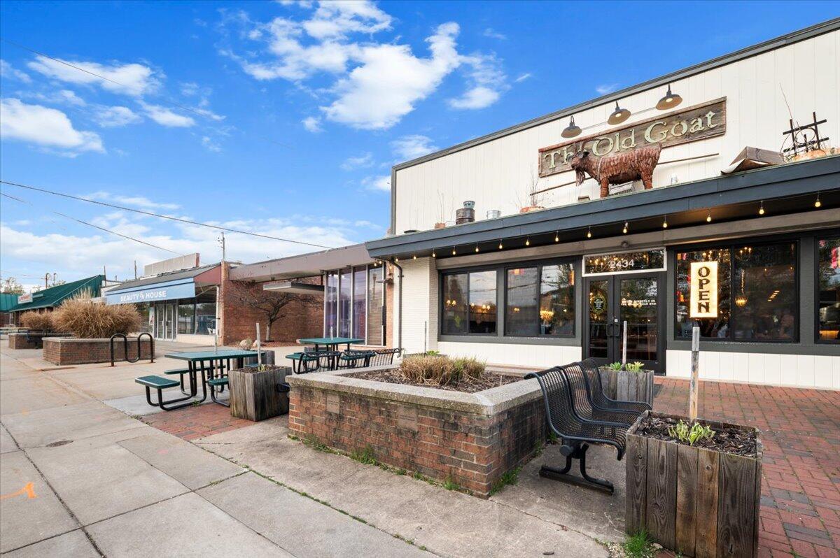 2418 Linden Avenue SE