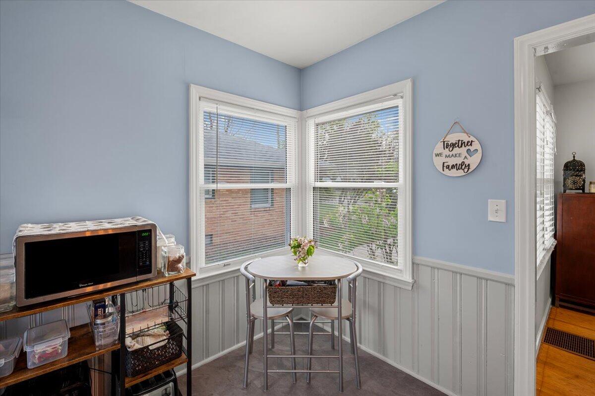 2418 Linden Avenue SE