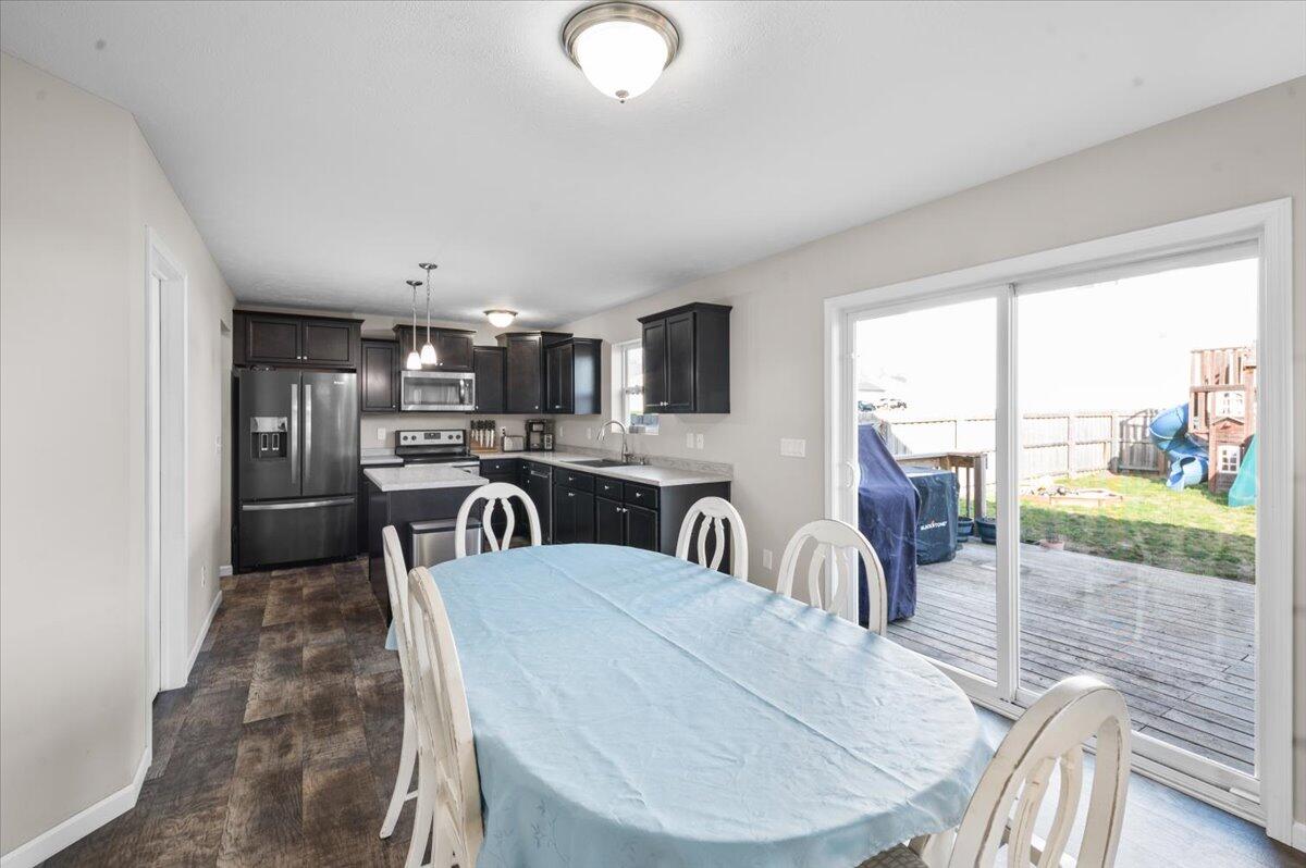 900 View Pointe Drive
