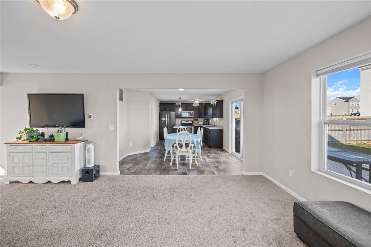 900 View Pointe Drive