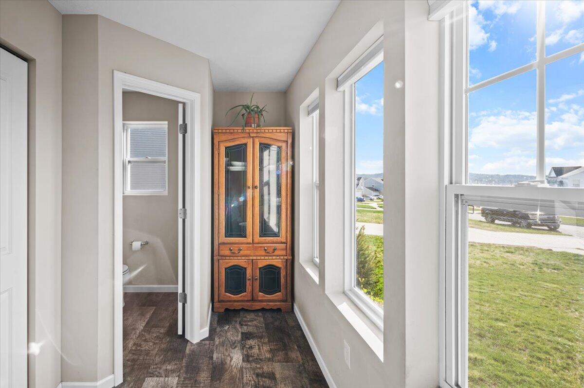 900 View Pointe Drive
