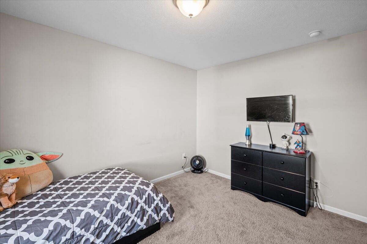 900 View Pointe Drive