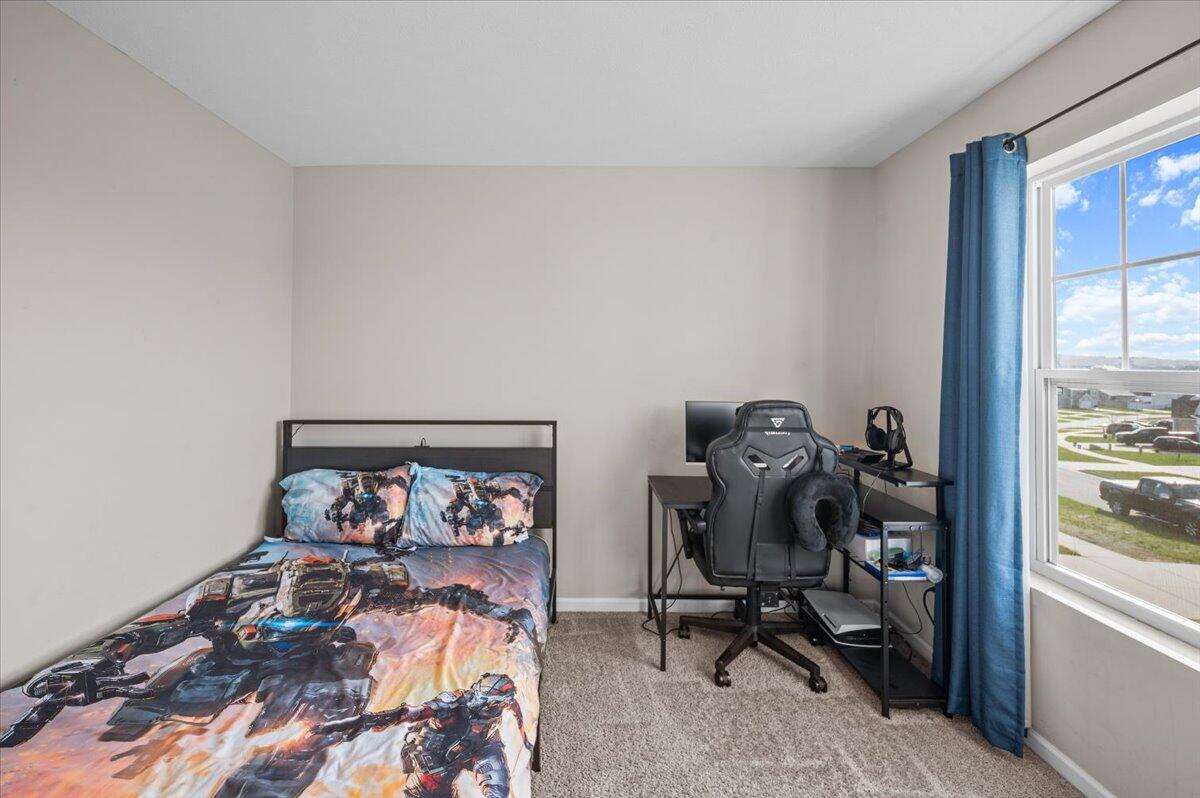 900 View Pointe Drive
