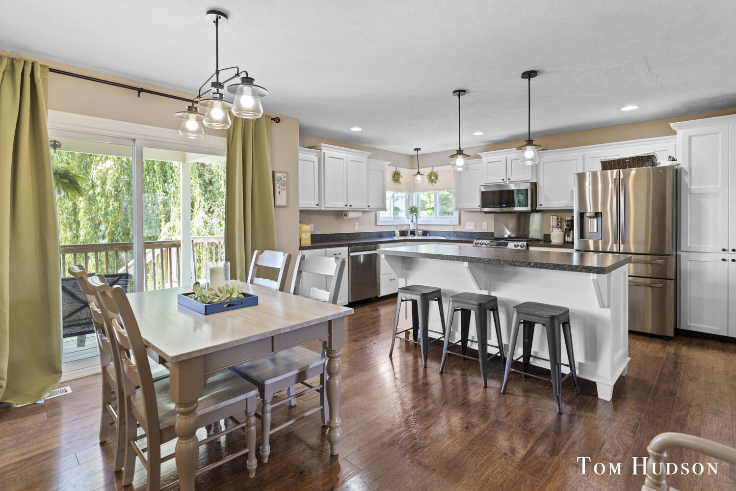 3510 Tearose Drive