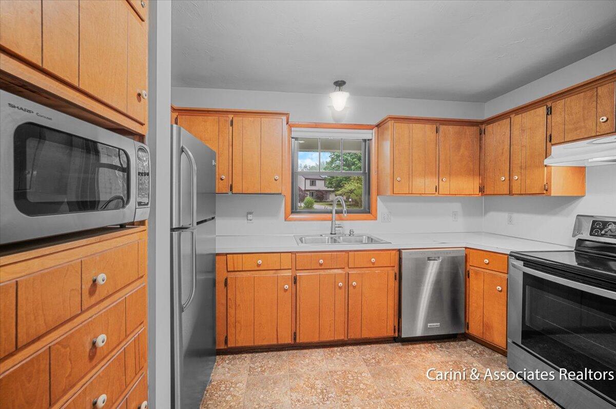 14115 Deer Cove Drive