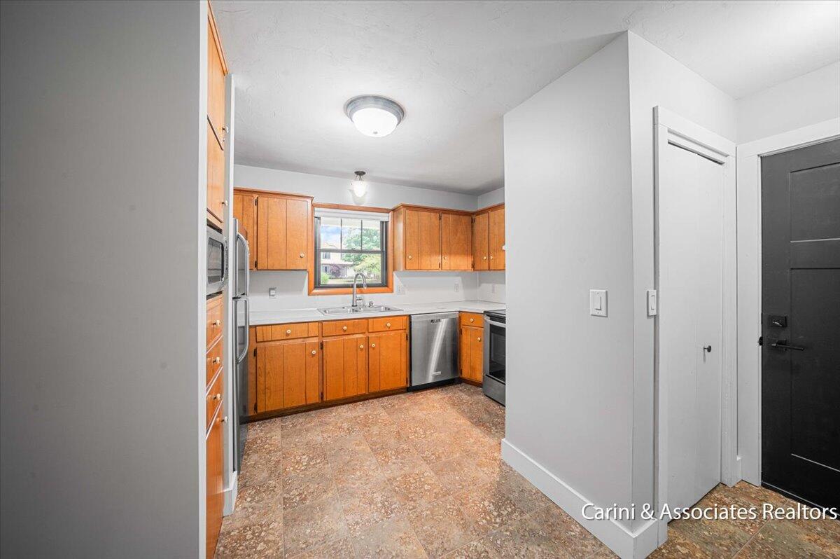 14115 Deer Cove Drive
