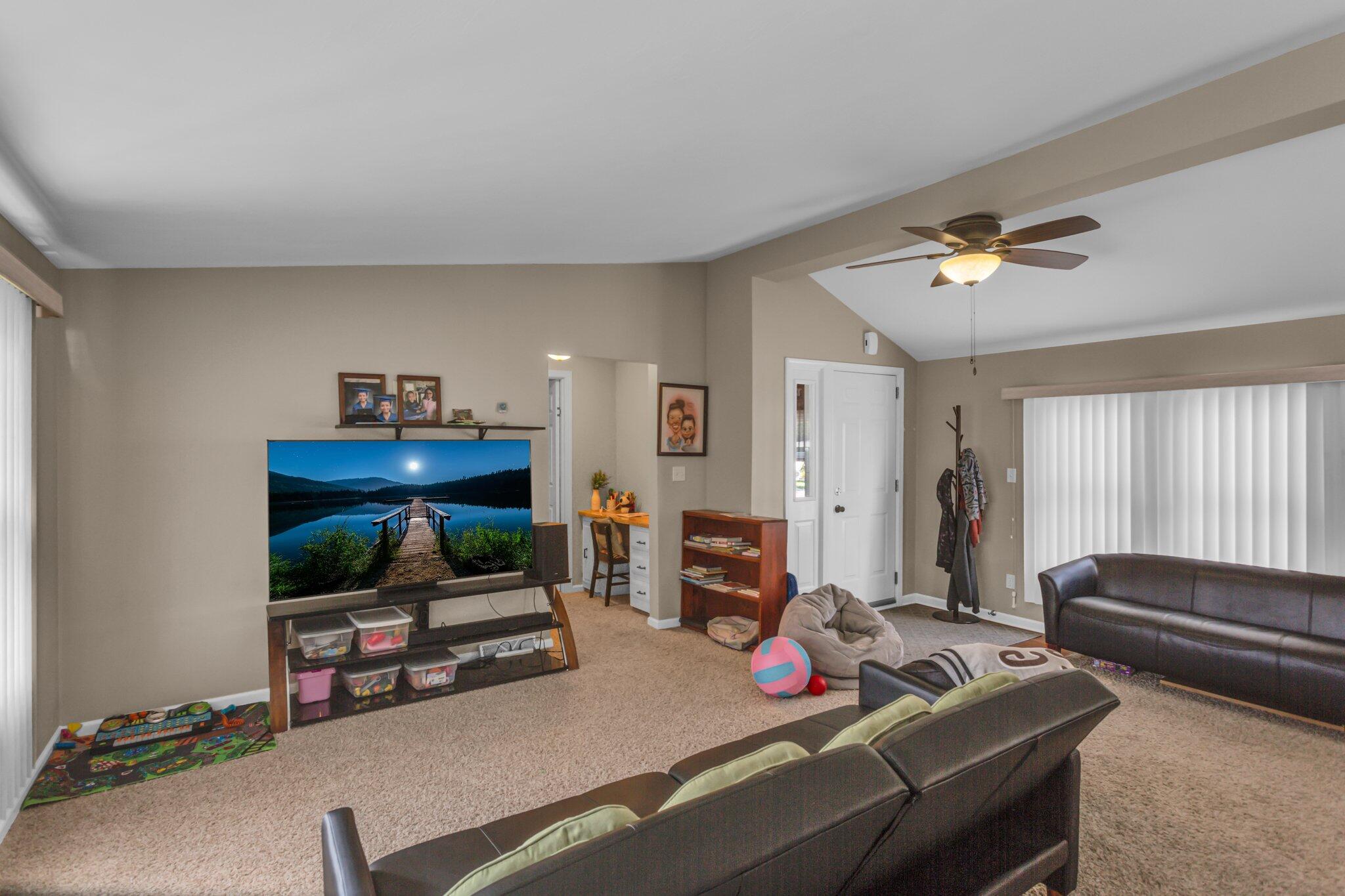 155 E 48th Street, 51