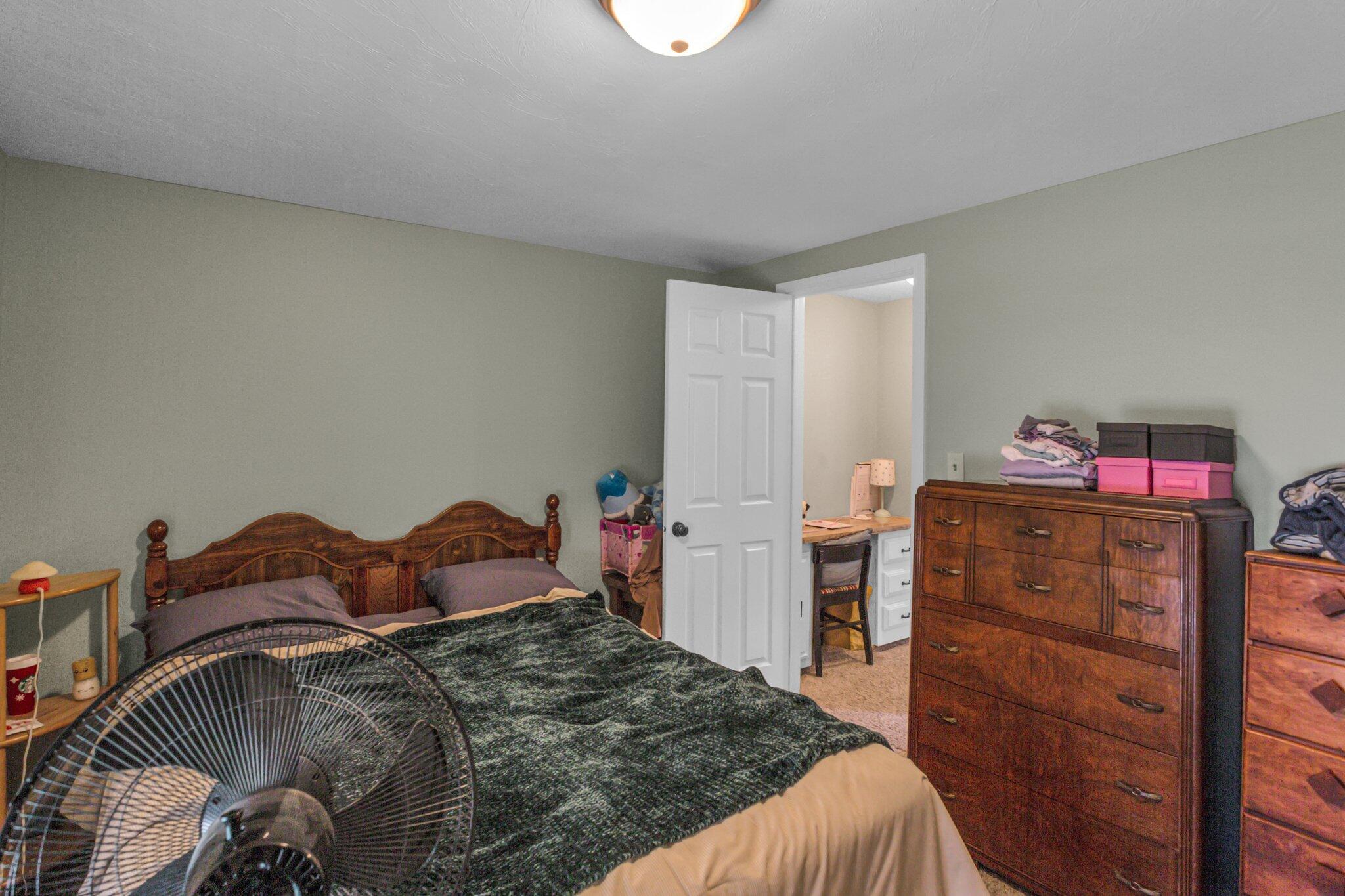 155 E 48th Street, 51