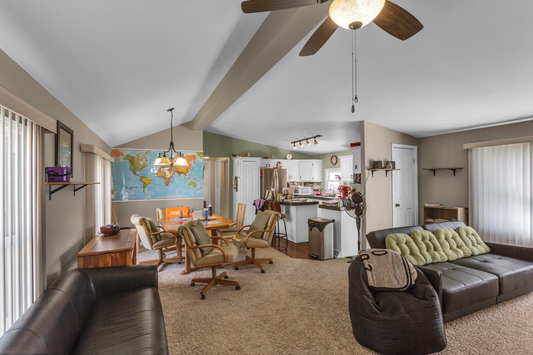 155 E 48th Street, 51