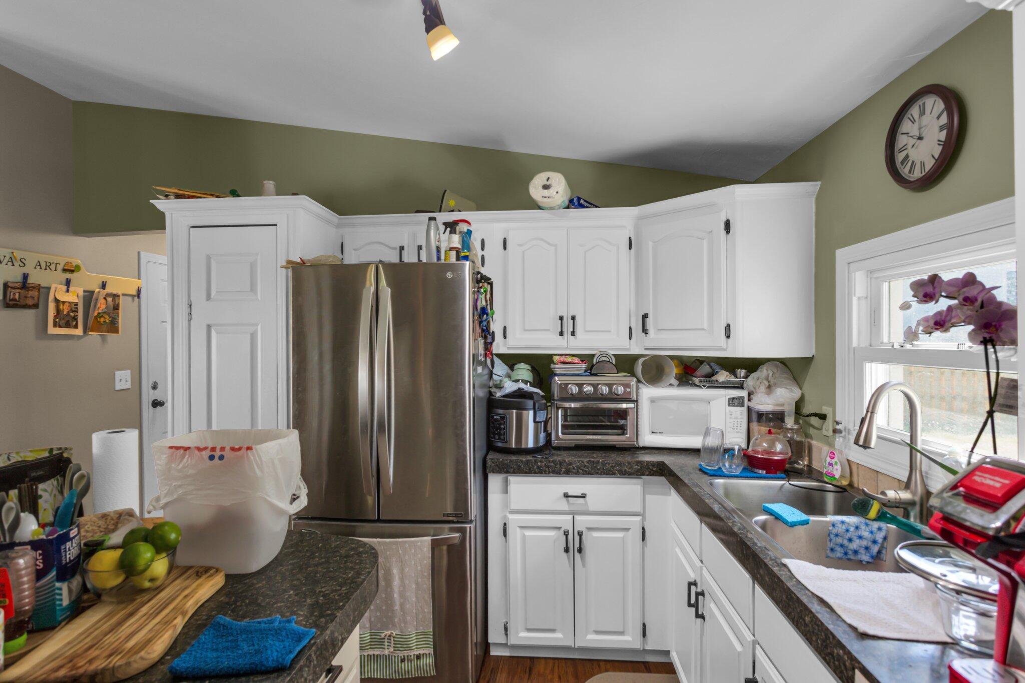 155 E 48th Street, 51
