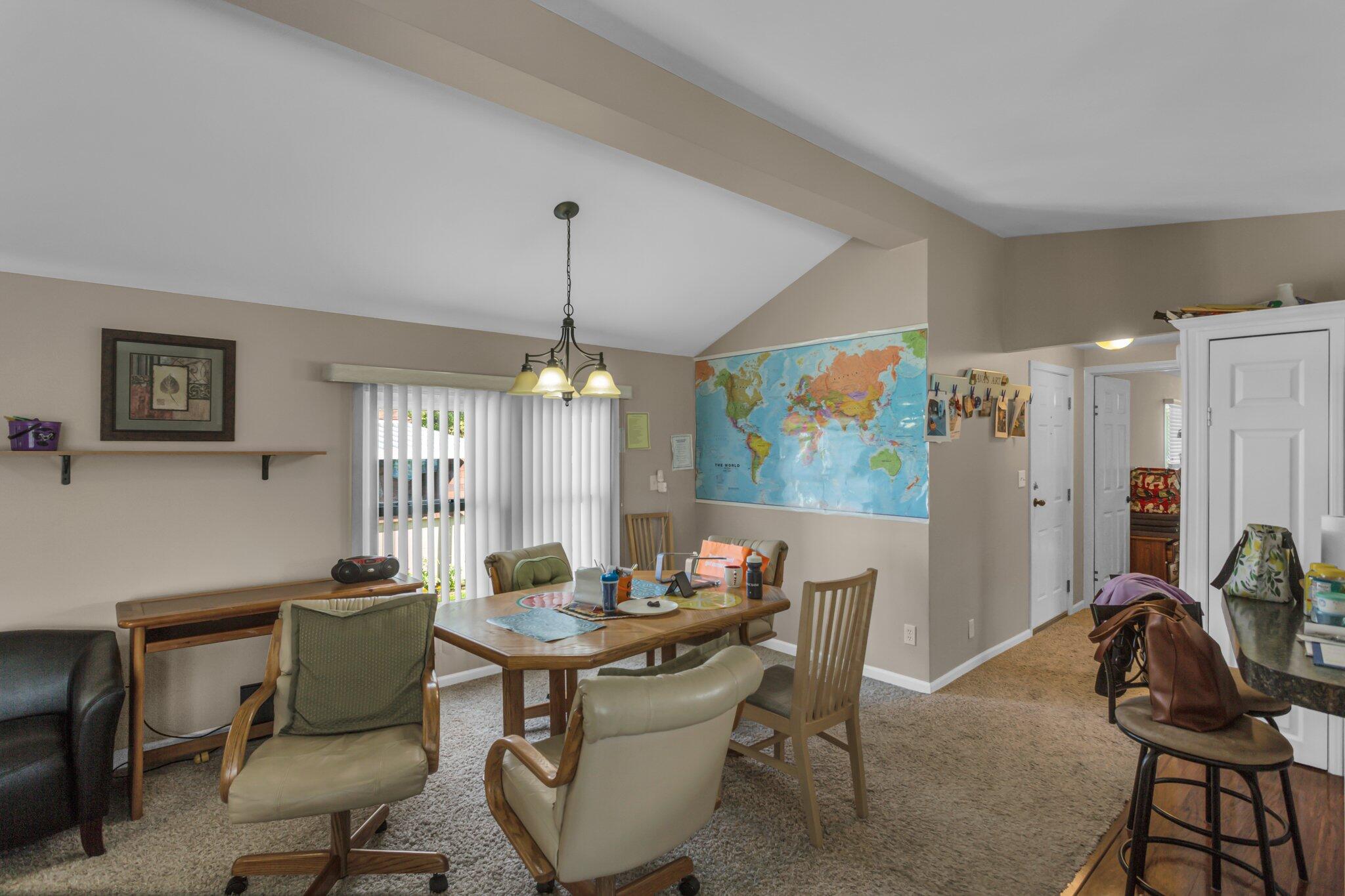155 E 48th Street, 51