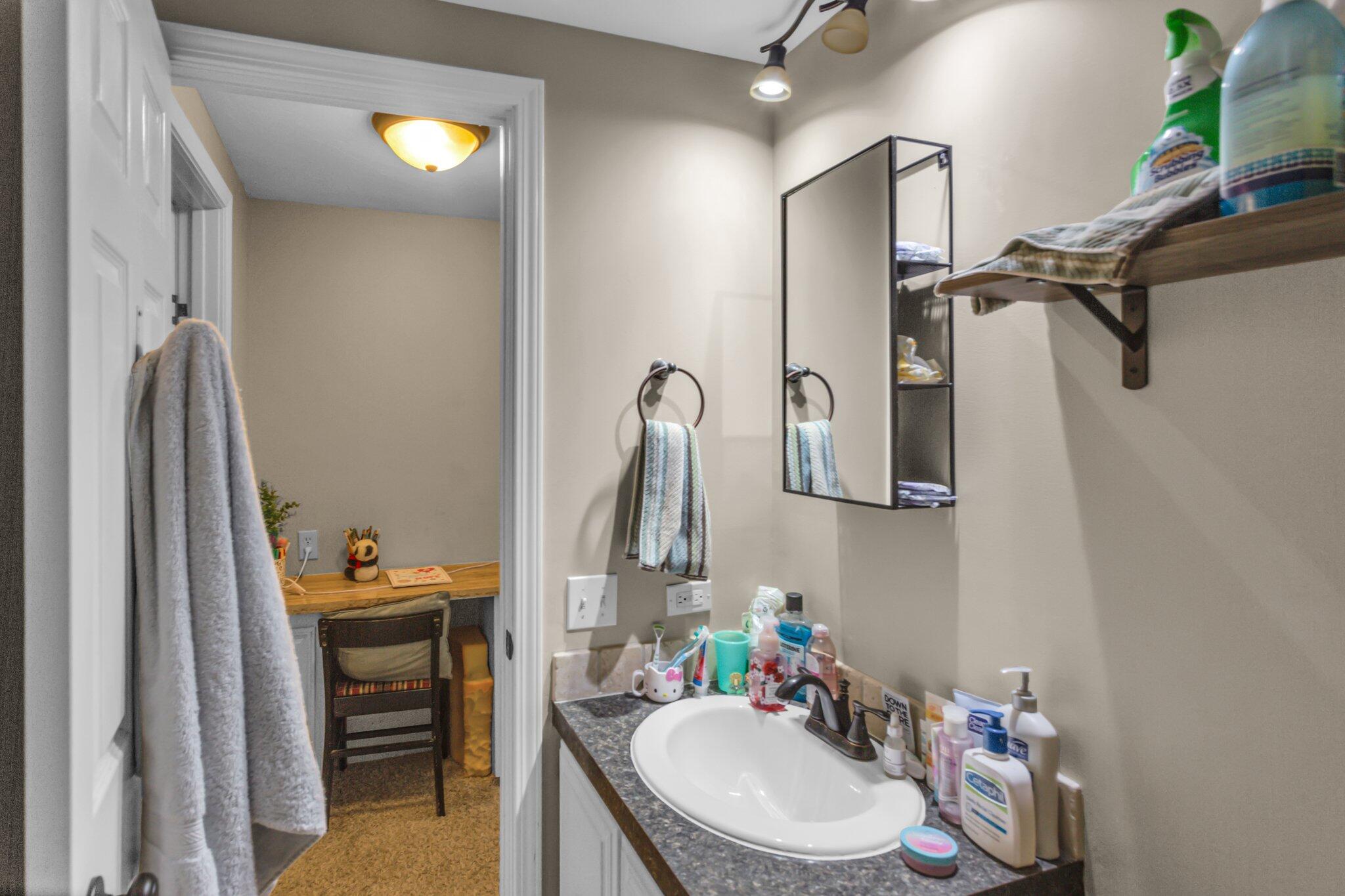 155 E 48th Street, 51