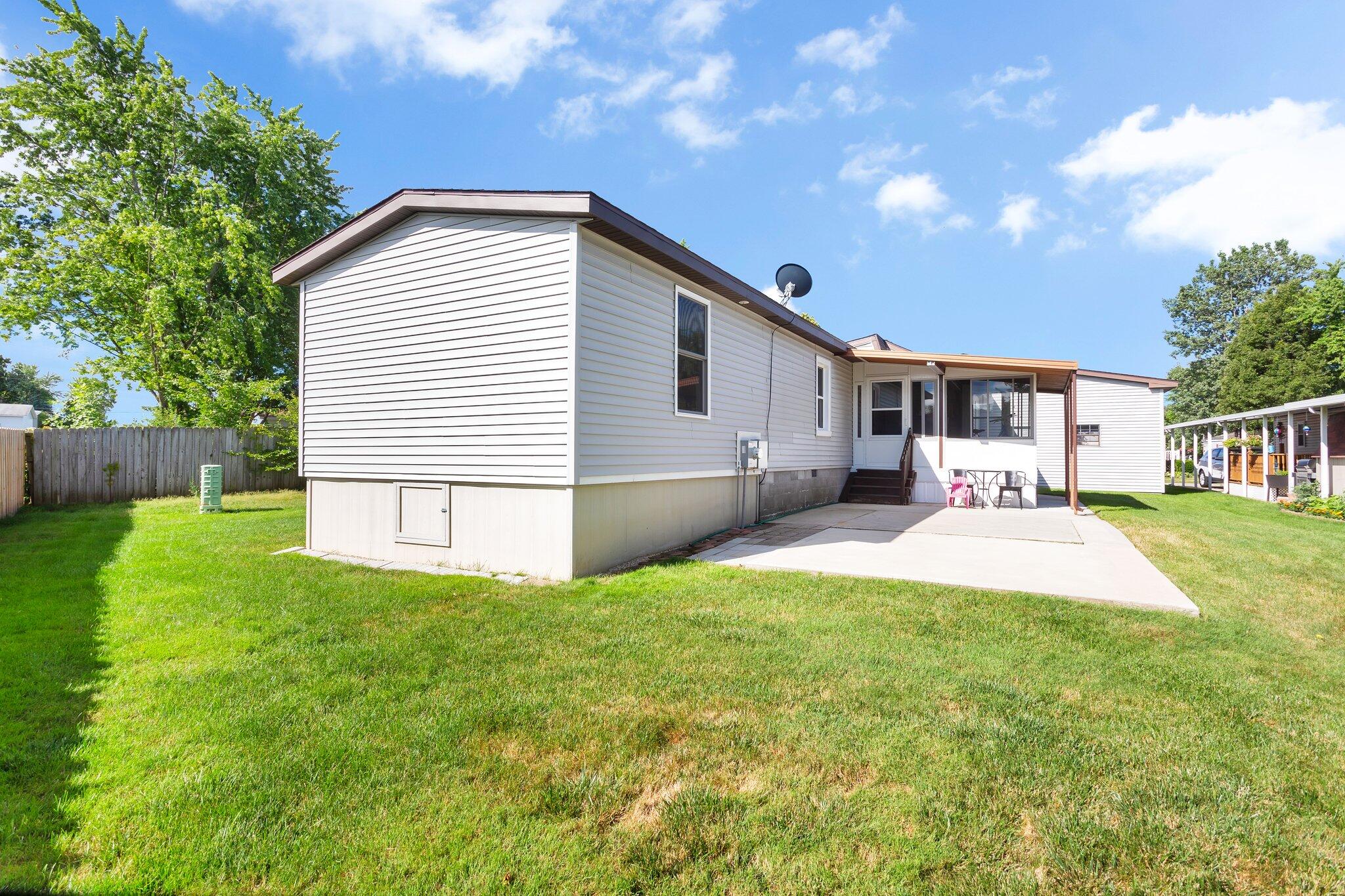 155 E 48th Street, 51